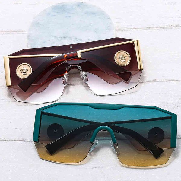 designer versage sunglasses cycle luxurious fashion sport woman mens european american high grade super large frame sunglasses metal vintage, White;black
designer versage sunglasses cycle luxurious fashion sport woman mens european american high grade super large frame sunglasses metal vintage, White;black