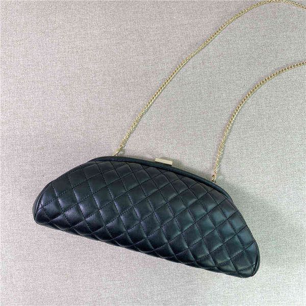2021 fashion luxury large clutch purses bags women real leather small fragrant rhombus chain clip lady day clutches bags g220422
2021 fashion luxury large clutch purses bags women real leather small fragrant rhombus chain clip lady day clutches bags g220422