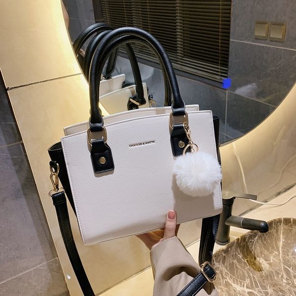 ladies handbags autumn and winter womens bags european and american fashion simple plush pendant messenger bag
ladies handbags autumn and winter womens bags european and american fashion simple plush pendant messenger bag