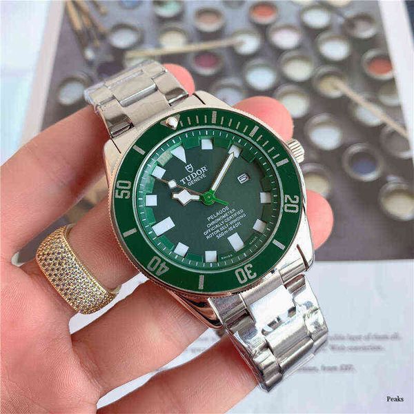fashion watches mens montre diamond movement luxury designer watch fashion women's men's tudors xwaz hxvehxve, Slivery;golden
fashion watches mens montre diamond movement luxury designer watch fashion women's men's tudors xwaz hxvehxve, Slivery;golden