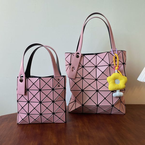 60% off 2022 new mini small square bag women's same portable shoulder messenger chain bags
60% off 2022 new mini small square bag women's same portable shoulder messenger chain bags