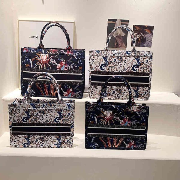 large capacity printed tote bag 2022 new trend contrast color handbag simple women's bag trend
large capacity printed tote bag 2022 new trend contrast color handbag simple women's bag trend