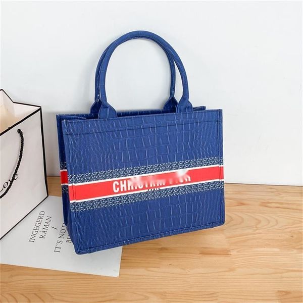 10% off 2022 new fashion trendy bags large capacity women's autumn and winter atmospheric texture versatile shoulder popular portable t
10% off 2022 new fashion trendy bags large capacity women's autumn and winter atmospheric texture versatile shoulder popular portable t