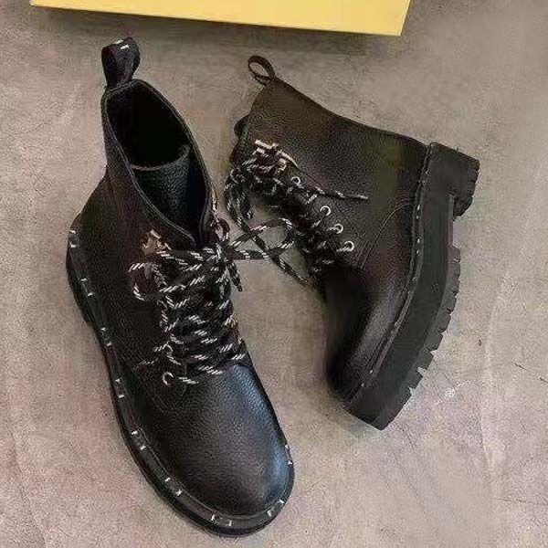 womens boots genuine leather thick bottom round head knight boot platform flat heel letter f bare boot size 35-42 with box, Black
womens boots genuine leather thick bottom round head knight boot platform flat heel letter f bare boot size 35-42 with box, Black