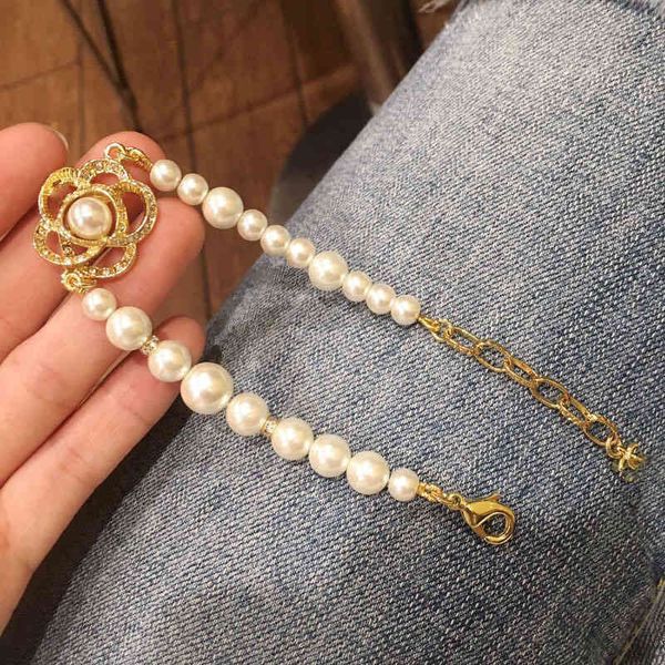 new camellia diamond inlaid pearl bracelet chain ch 22 el simple temperament elegant all-match 18k gold chain girl gift 01, Black
new camellia diamond inlaid pearl bracelet chain ch 22 el simple temperament elegant all-match 18k gold chain girl gift 01, Black