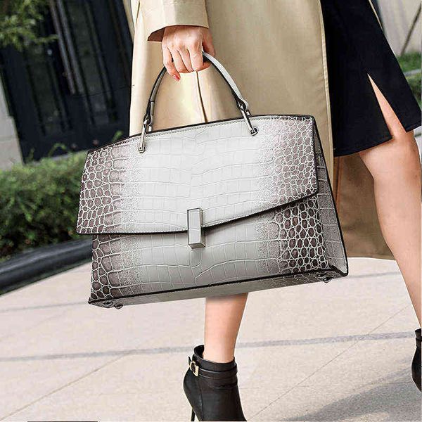 women's new korean fashion pattern messenger women's handbag 220420