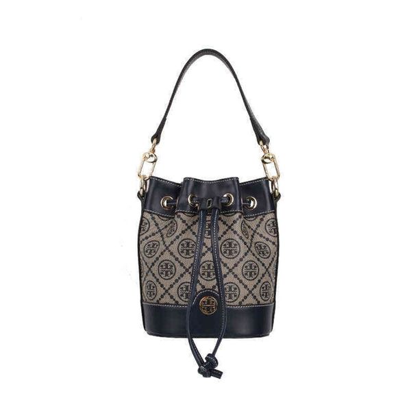 55% off factory online sale printing high-quality versatile portable oblique cross explosion bucket bag dx3e
55% off factory online sale printing high-quality versatile portable oblique cross explosion bucket bag dx3e