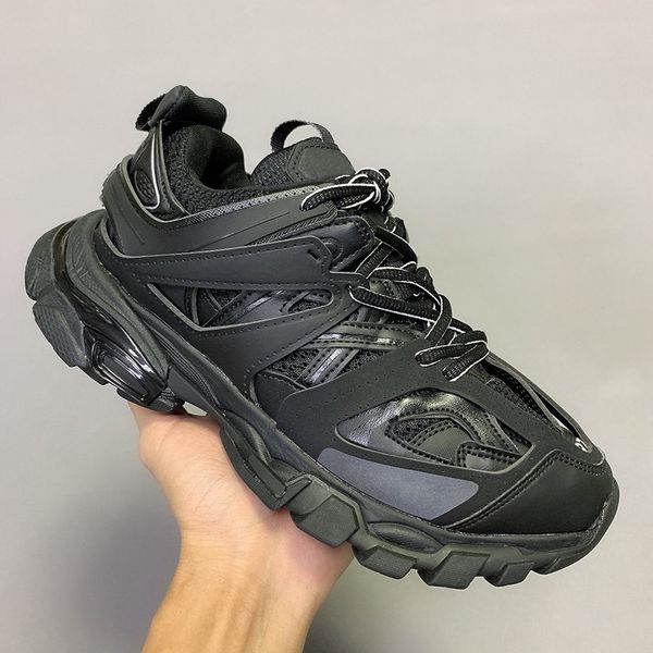 casual fashion womens mens shoes luxury designer brand catwalk sneakers with box soft comfortable dust bag track sole speed trainer sneaker, Black
casual fashion womens mens shoes luxury designer brand catwalk sneakers with box soft comfortable dust bag track sole speed trainer sneaker, Black