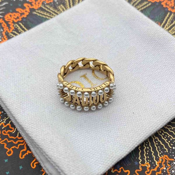 fashion trend new ladies luxury brand designer wholesale d jia ja letter inlaid pearl rope sier needle, Silver
fashion trend new ladies luxury brand designer wholesale d jia ja letter inlaid pearl rope sier needle, Silver