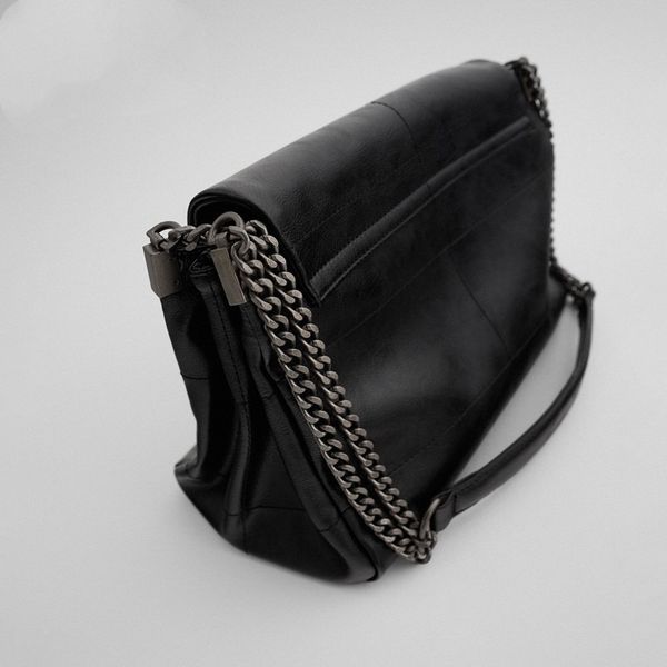 european and american retro chain shoulder bag womens bag black rock style clamshell lady messenger bag fashion hobo
european and american retro chain shoulder bag womens bag black rock style clamshell lady messenger bag fashion hobo