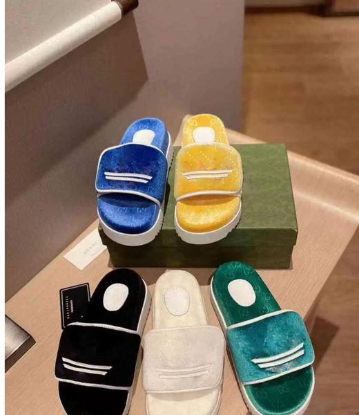 2022 women's classic luxury suede slippers ladies summer platform sandals 35-40 us4-9 box, Black
2022 women's classic luxury suede slippers ladies summer platform sandals 35-40 us4-9 box, Black