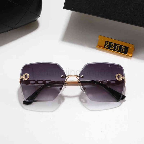 designer channel sunglasses cycle luxurious casual fashion brands woman mens new punk personality rivet frame vintage baseball sport summer, White;black
designer channel sunglasses cycle luxurious casual fashion brands woman mens new punk personality rivet frame vintage baseball sport summer, White;black