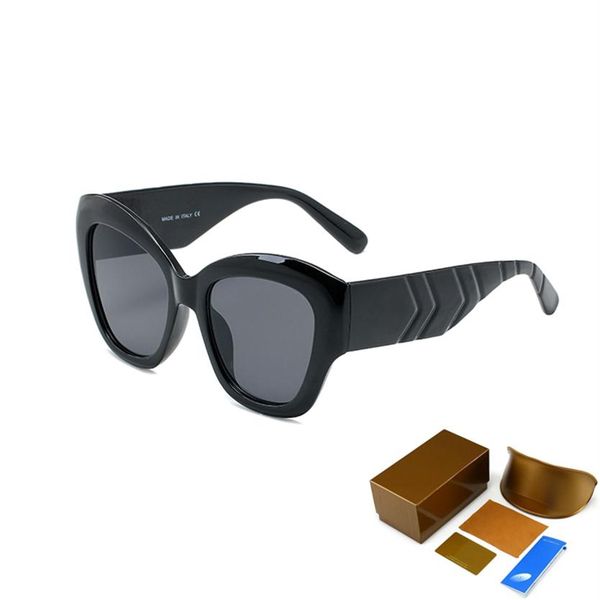 new 0808 fashion designer sunglasses luxury original eyewear beach outdoor shades pc frame fashion classic lady mirrors for women 216s, White;black
new 0808 fashion designer sunglasses luxury original eyewear beach outdoor shades pc frame fashion classic lady mirrors for women 216s, White;black