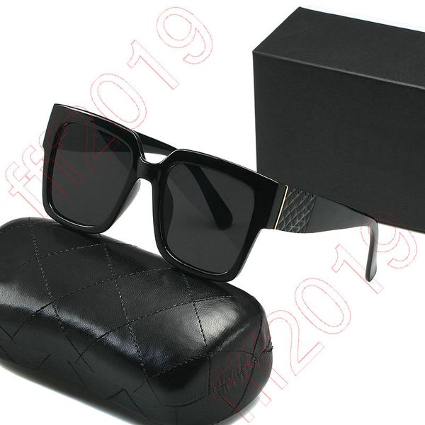 luxury square sunglasses women men retro brand designer plastic frame oversized sun glasses female grandient shades oculos celebrity lunette, White;black
luxury square sunglasses women men retro brand designer plastic frame oversized sun glasses female grandient shades oculos celebrity lunette, White;black