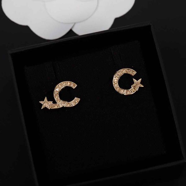 2022 charm stud earring with diamond in two colors plated for women engagement jewely gift have box stamp ps7262, Golden
2022 charm stud earring with diamond in two colors plated for women engagement jewely gift have box stamp ps7262, Golden