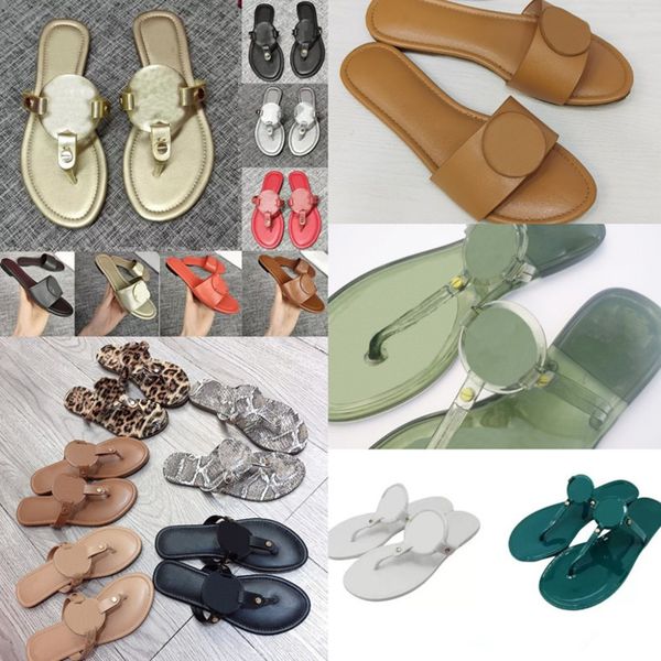 women hollowed out thong sandals brands flats designer slippers slip on low heels slide leopard flip flops clear jelly leather beach mule ca, Black
women hollowed out thong sandals brands flats designer slippers slip on low heels slide leopard flip flops clear jelly leather beach mule ca, Black