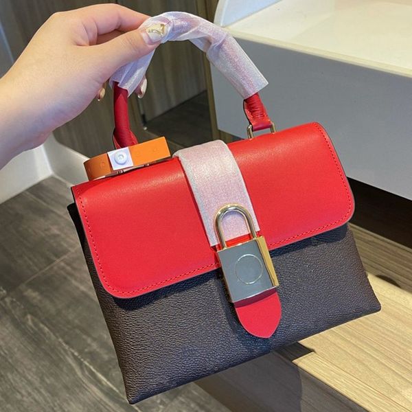 luxury locked bags 2022 famous designers flap fashion cross body shoulder wallets totes casual four color genuine leather purse handbags, Red;black
luxury locked bags 2022 famous designers flap fashion cross body shoulder wallets totes casual four color genuine leather purse handbags, Red;black