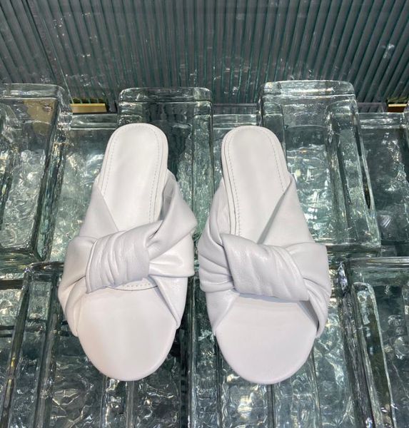 luxury designer sandals outdoor slippers leather beach slide slippers women cross lace up, Black
luxury designer sandals outdoor slippers leather beach slide slippers women cross lace up, Black