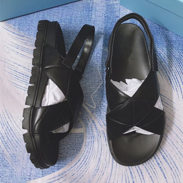 women designer sandals criss cross sheepskin sandal slippers fashion platform slides triangle metal sneaker retro beach loafers open toe sli, Black
women designer sandals criss cross sheepskin sandal slippers fashion platform slides triangle metal sneaker retro beach loafers open toe sli, Black
