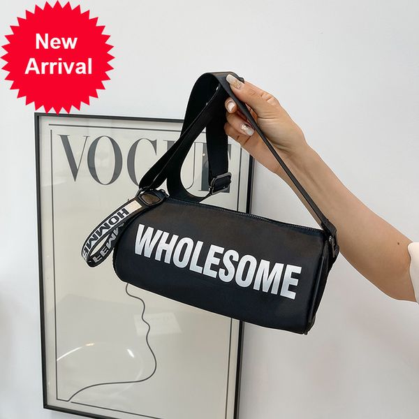 manufacturer brand wholesale cloth summer 2022 new women's light leisure cylinder single shoulder msenger bag wild
manufacturer brand wholesale cloth summer 2022 new women's light leisure cylinder single shoulder msenger bag wild