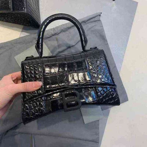 2022 hourglas bags designer balencaigass fashion new b family high version womens crocodile leather xbk0 zxwo
2022 hourglas bags designer balencaigass fashion new b family high version womens crocodile leather xbk0 zxwo