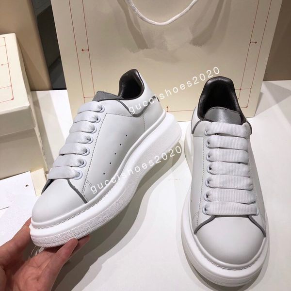 2022 casual shoes leather lace up men women white black leather flats platform espadrille flat sole luxury velvet suede sneakers size35-46, Black;red
2022 casual shoes leather lace up men women white black leather flats platform espadrille flat sole luxury velvet suede sneakers size35-46, Black;red