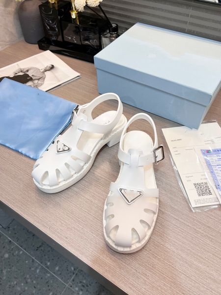 fashion designer slippers simple trend platform sandals alphabet embroidery slideshow women luxury platform wedge sandals beach heels, Black
fashion designer slippers simple trend platform sandals alphabet embroidery slideshow women luxury platform wedge sandals beach heels, Black