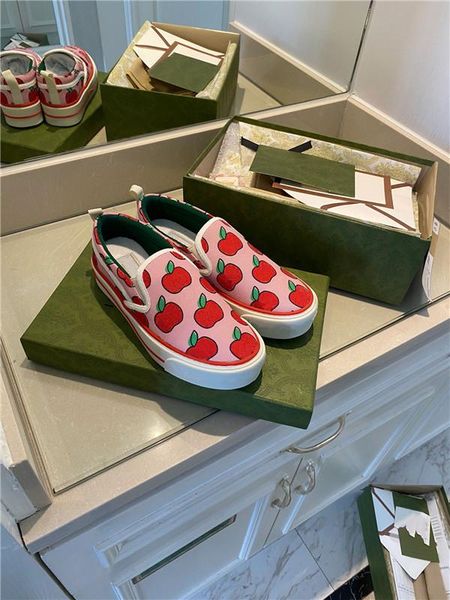 casual shoes tennis 1977 women men slip-on italy luxury white pink classic jacquard denim vintage runner trainers skate designer snea, Black
casual shoes tennis 1977 women men slip-on italy luxury white pink classic jacquard denim vintage runner trainers skate designer snea, Black
