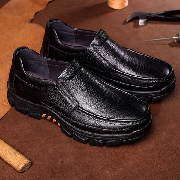 men's genuine leather shoes anti-slip driving man spring business dress shoes big size 38-46 da33, Black
men's genuine leather shoes anti-slip driving man spring business dress shoes big size 38-46 da33, Black