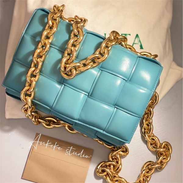 bottegas bag handbags designer anke advanced sense cassette woven women's cloud pillow lattice hand carrying chain messenger venetas le
bottegas bag handbags designer anke advanced sense cassette woven women's cloud pillow lattice hand carrying chain messenger venetas le