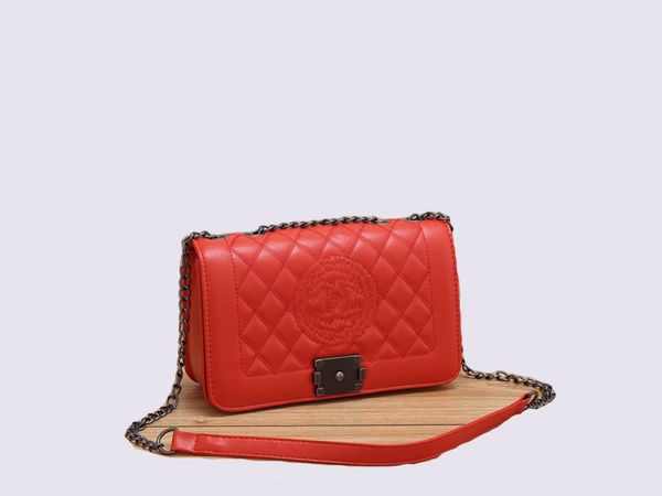 famous new camera wallet fashion shoulder bag pu leather portable old flower card bag party european and american same style chain messenger
famous new camera wallet fashion shoulder bag pu leather portable old flower card bag party european and american same style chain messenger