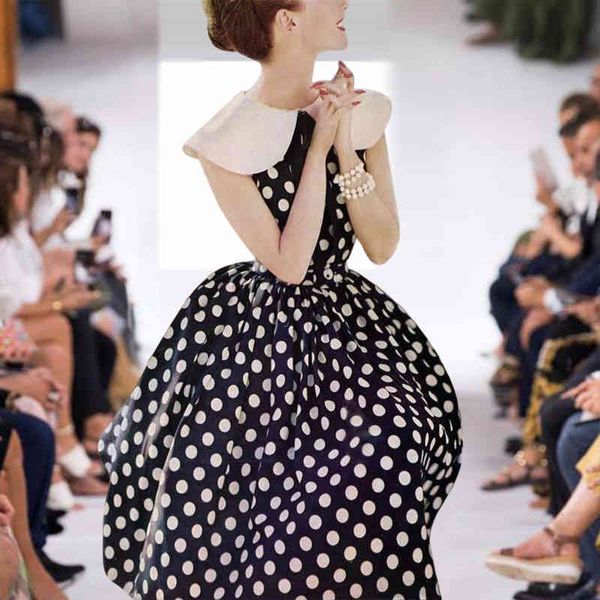 casual dresses hepburn skirt summer women's color contrast doll neck waist narrow polka dot dress, Black;gray
casual dresses hepburn skirt summer women's color contrast doll neck waist narrow polka dot dress, Black;gray