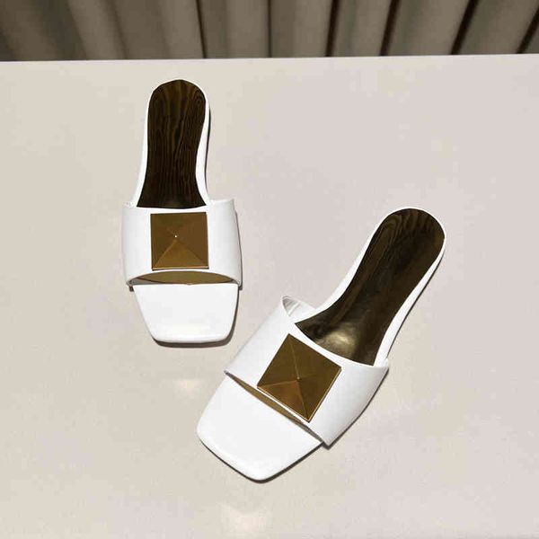 2022 new sandals women's rivets comfortable flat bottomed square head casual beach shoes wear flip flops in summer, Black
2022 new sandals women's rivets comfortable flat bottomed square head casual beach shoes wear flip flops in summer, Black
