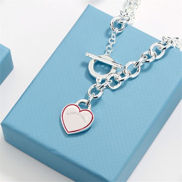 2022 brand original jewelry designer necklace t buckle red ename surround heart pendant men's and women's fashion simple high-end, Silver
2022 brand original jewelry designer necklace t buckle red ename surround heart pendant men's and women's fashion simple high-end, Silver