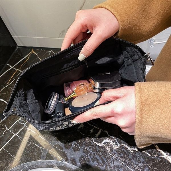 cosmetic women's large capacity portable travel storage skin care product wash dbai 80% off purse sales
cosmetic women's large capacity portable travel storage skin care product wash dbai 80% off purse sales