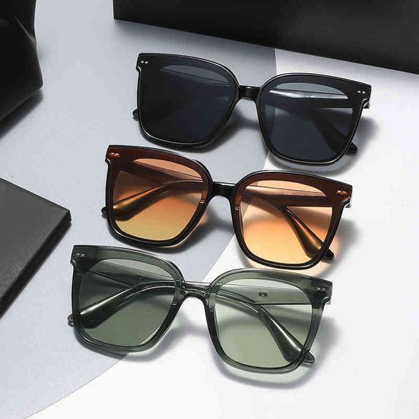 luxury brand designer high sense version trendy anti ultraviolet large thin gm sunglass female vintage sun glasses for men ladies eyewear wh, White;black
luxury brand designer high sense version trendy anti ultraviolet large thin gm sunglass female vintage sun glasses for men ladies eyewear wh, White;black