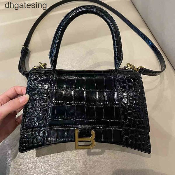 brand balenciga bags italy shoulder crocodile hourglass bag messenger designer leather 2022 designers handbag one high fa sense home gm7e
brand balenciga bags italy shoulder crocodile hourglass bag messenger designer leather 2022 designers handbag one high fa sense home gm7e