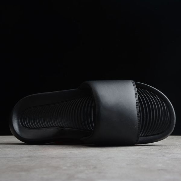 fashion men women slippers classic designer slides summer beach sandals comfortable outdoor foam slipper for ladies male size 36-45, Black
fashion men women slippers classic designer slides summer beach sandals comfortable outdoor foam slipper for ladies male size 36-45, Black