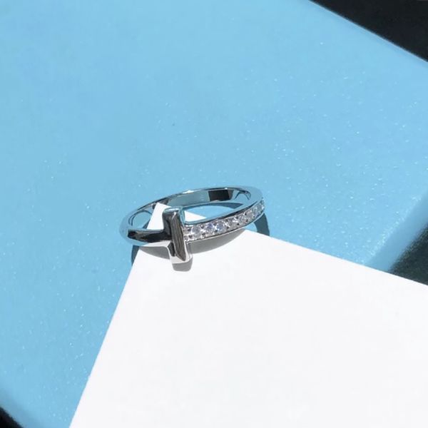 luxury designer ring couple ring fashion classic style anniversary gift casual social gathering suitable for very beautiful good nice, Silver
luxury designer ring couple ring fashion classic style anniversary gift casual social gathering suitable for very beautiful good nice, Silver