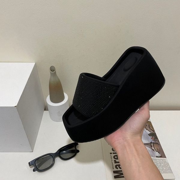 france designer slipper luxury women sandal brand slide slippers flat bottom flip flop design sneakers sandals by shoebrand w150 04, Black
france designer slipper luxury women sandal brand slide slippers flat bottom flip flop design sneakers sandals by shoebrand w150 04, Black