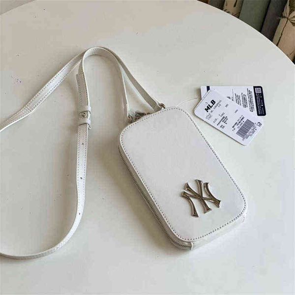 50% discount bags mlb tide brand 21 new ny leather solid color mini one shoulder messenger bag mobile phone bag luxury designer
50% discount bags mlb tide brand 21 new ny leather solid color mini one shoulder messenger bag mobile phone bag luxury designer