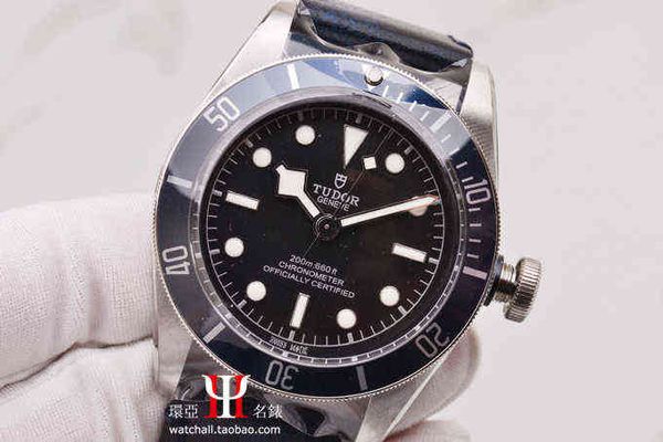 fashion watches mens montre diamond movement luxury designer watch fashion women's men's tudors cez0, Slivery;golden 
fashion watches mens montre diamond movement luxury designer watch fashion women's men's tudors cez0, Slivery;golden