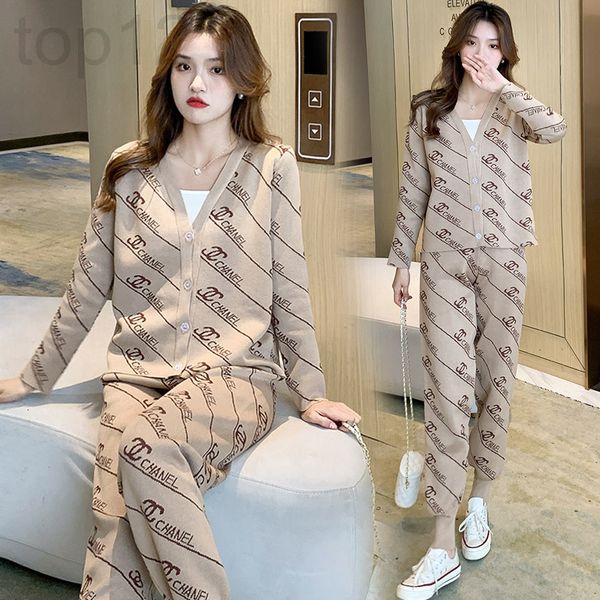 women's tracksuits designer 2021 new fashion ins knitwear jacquard casual pants sweater outerwear two piece y82t, Gray
women's tracksuits designer 2021 new fashion ins knitwear jacquard casual pants sweater outerwear two piece y82t, Gray