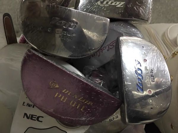 ups/fedex/dhl special order for brand golf putters with headcovers real ps contact seller
ups/fedex/dhl special order for brand golf putters with headcovers real ps contact seller