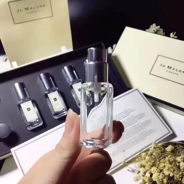 luxury brand perfume malone london 9ml x 5pcs english pear wild bluebell suit charming spray smell long lasting fragrance perfume set design
luxury brand perfume malone london 9ml x 5pcs english pear wild bluebell suit charming spray smell long lasting fragrance perfume set design