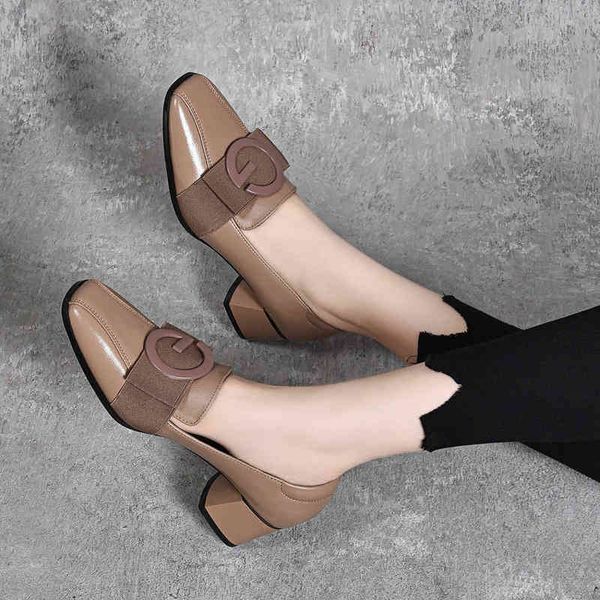 2022 spring new high-ed square head thick middle heel work shoes square buckle layer cowhide four seasons professional single, Black
2022 spring new high-ed square head thick middle heel work shoes square buckle layer cowhide four seasons professional single, Black