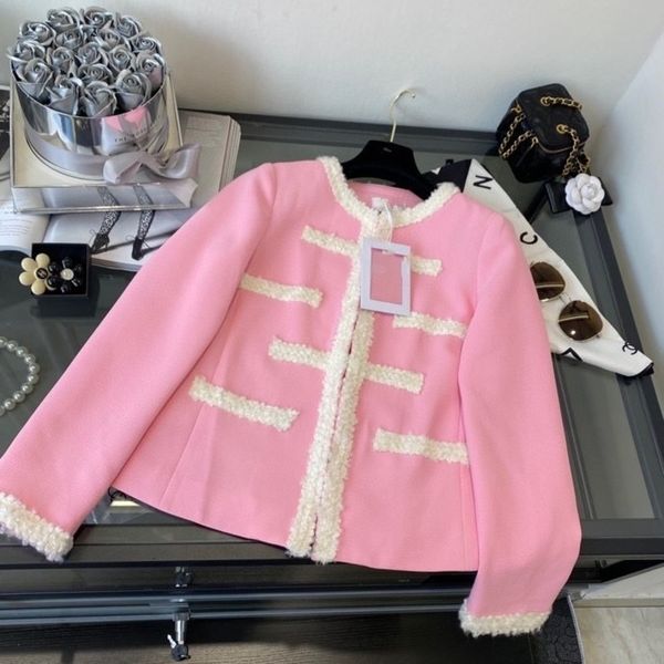 men's jackets early spring style elegant round neck design wool knitting contrast color edge embellishment version h coat, Black;brown
men's jackets early spring style elegant round neck design wool knitting contrast color edge embellishment version h coat, Black;brown