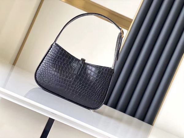 womens cowhide crocodile print fashion bag for women clutch bags ladies series thread shoulder bag handbags purse
womens cowhide crocodile print fashion bag for women clutch bags ladies series thread shoulder bag handbags purse