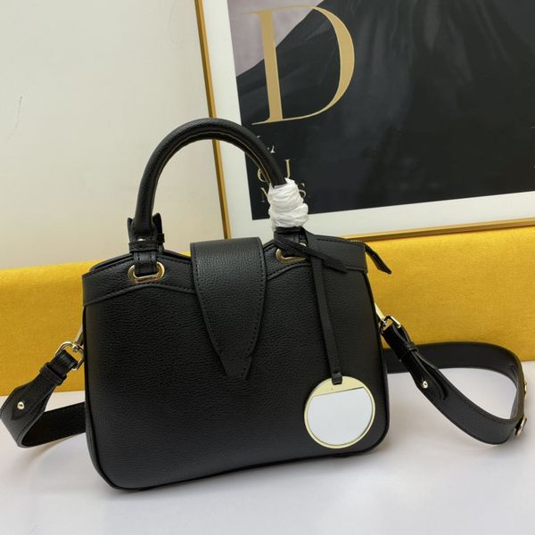 luxurious designers bags women fashion genuine leather totes handbags shoulder crossbody bag snake head bag organ three compartments large c
luxurious designers bags women fashion genuine leather totes handbags shoulder crossbody bag snake head bag organ three compartments large c