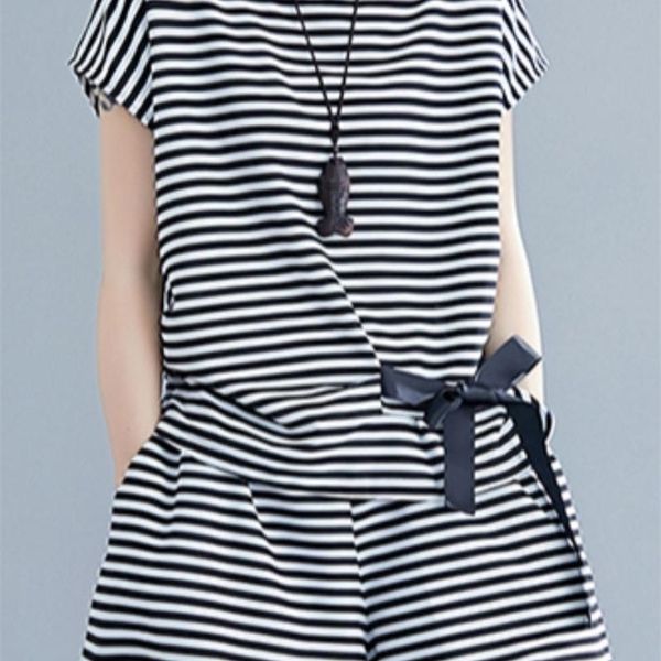 summer literary vintage oversized womens twopiece loose striped shortsleeved round neck tshirt shorts twopiece set 220606, Gray
summer literary vintage oversized womens twopiece loose striped shortsleeved round neck tshirt shorts twopiece set 220606, Gray